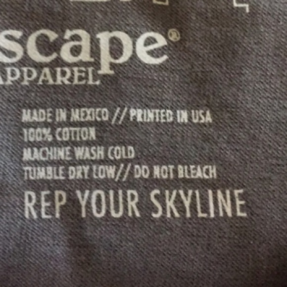 COLGATE UNIVERSITY HAMILTON NEW YORK TSHIRT TOP - Picture 5 of 9